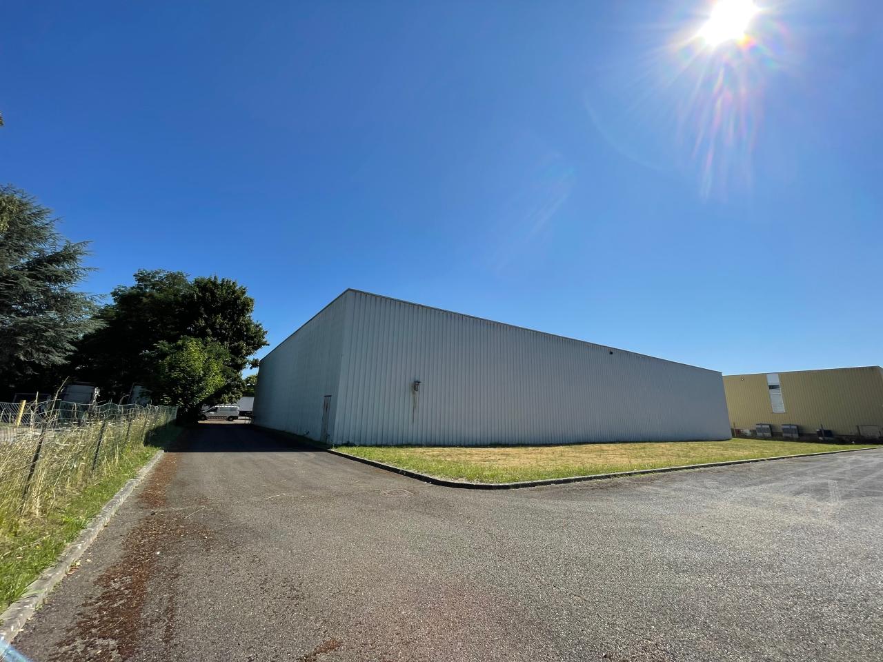 Vente local d'activité Coignières Yvelines OVACT2533803 3