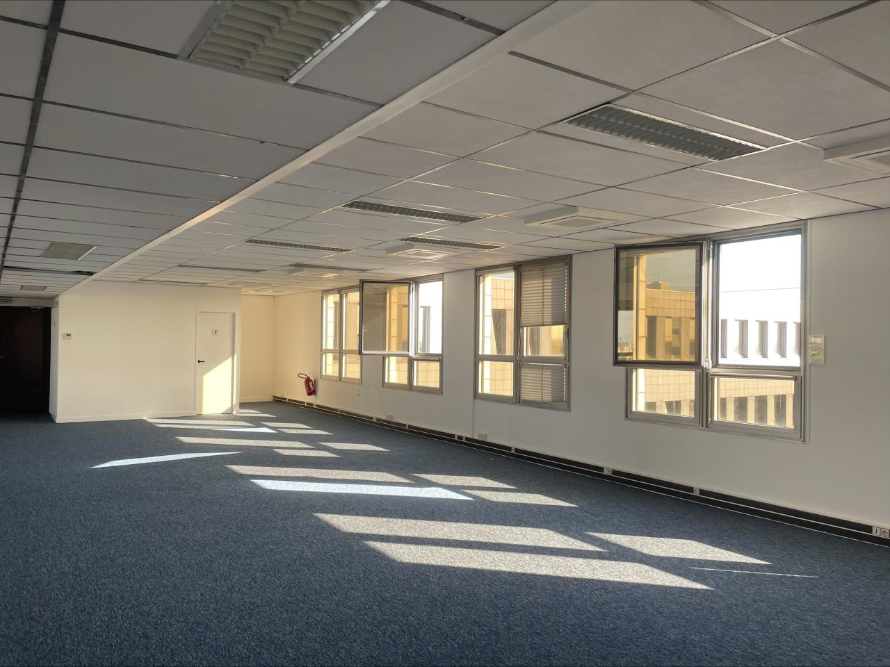 Location bureau Montreuil Seine-Saint-Denis OLBUR2421929 2