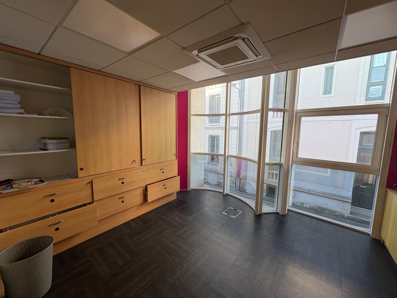 Vente bureau Tours Indre-et-Loire OVBUR2639723 1