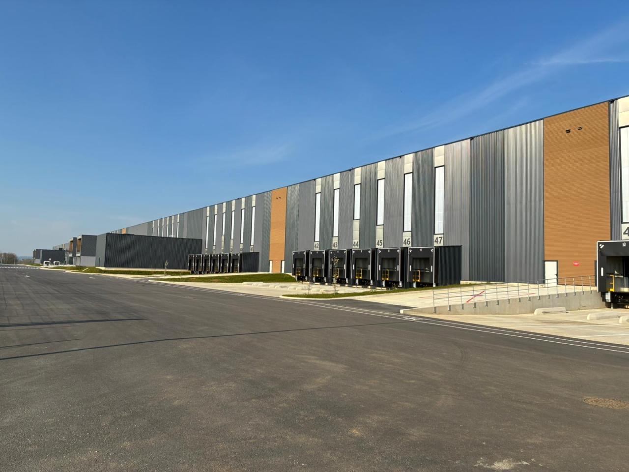 Location entrepôt classe a Sens Yonne OLLOG2421049 1