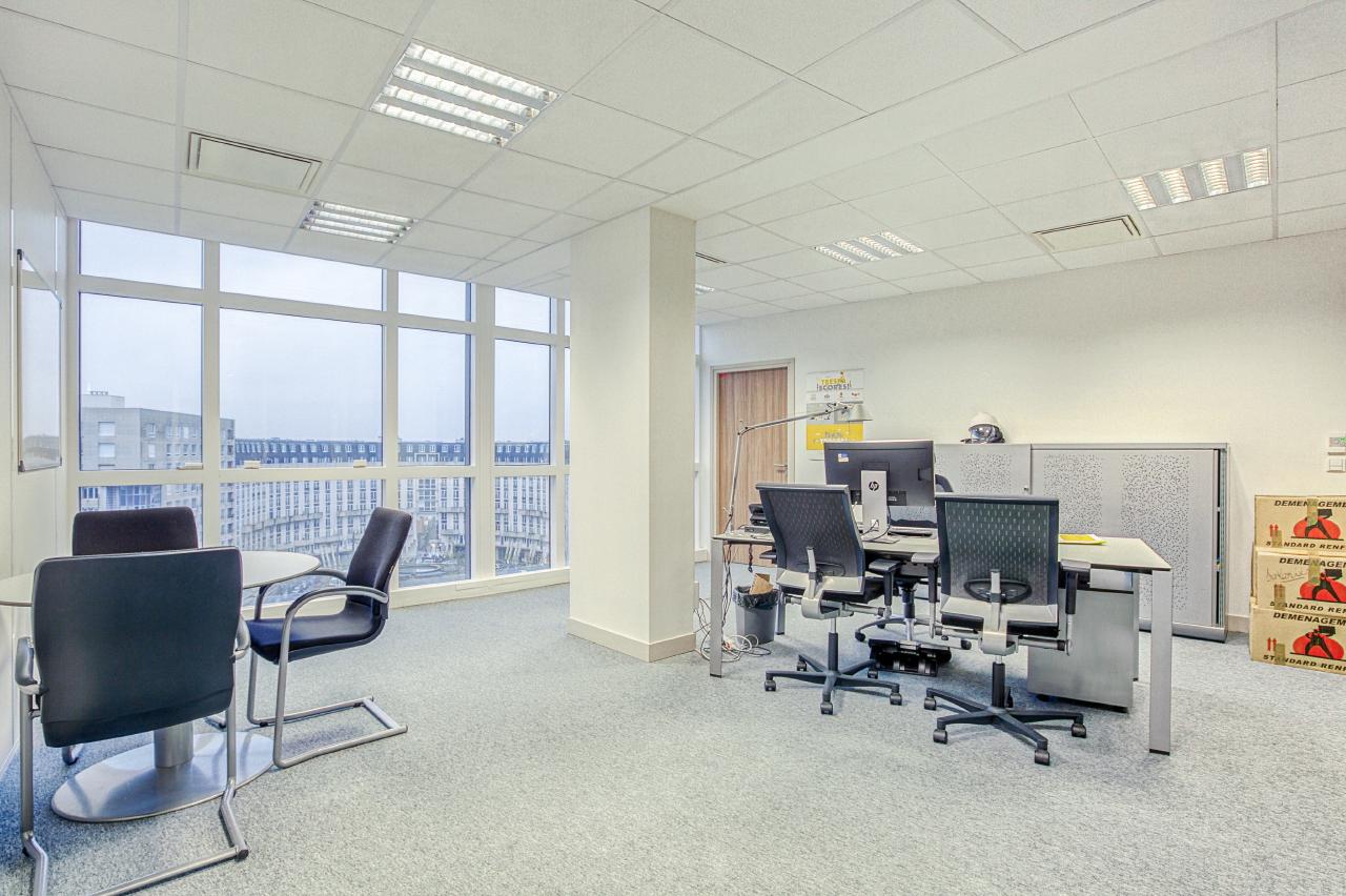 Location bureau Montigny-le-Bretonneux Yvelines OLBUR2311951 1
