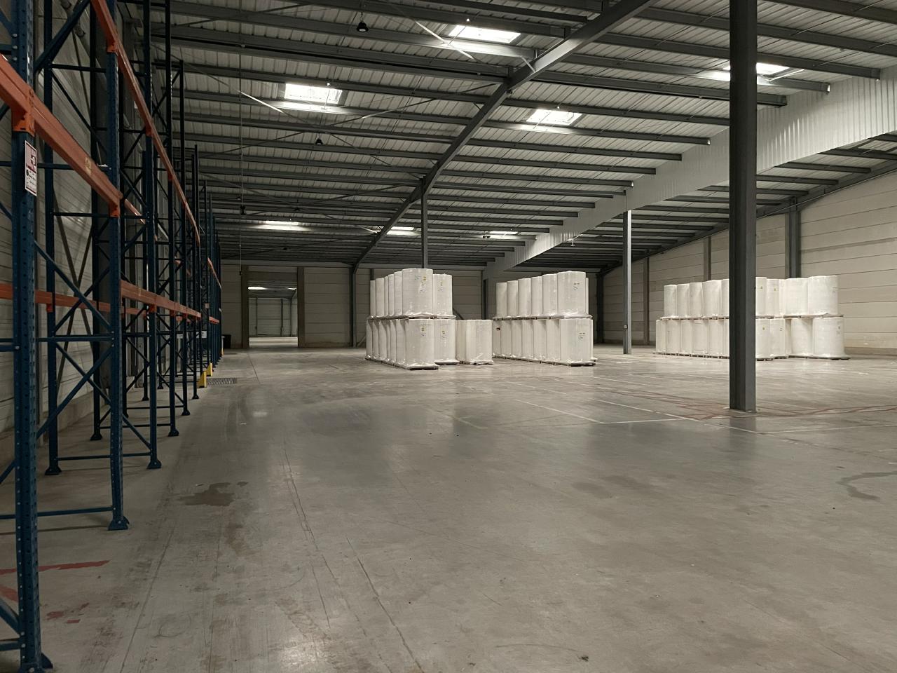 Location entrepôt classe b OLLOG2423876 2