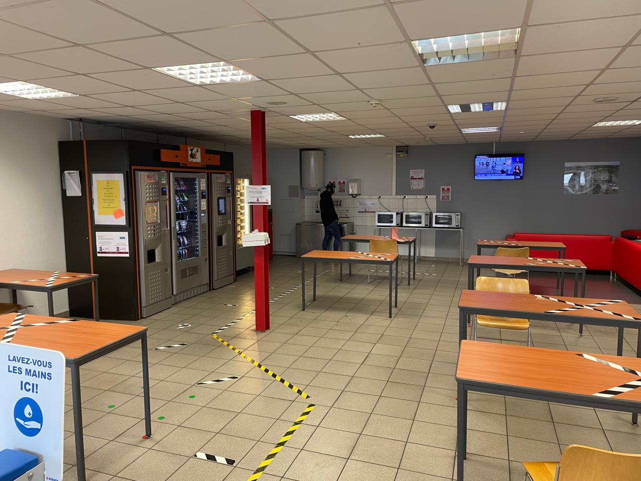 Location entrepôt Roullet-Saint-Estèphe Charente OLLOG2200601 2