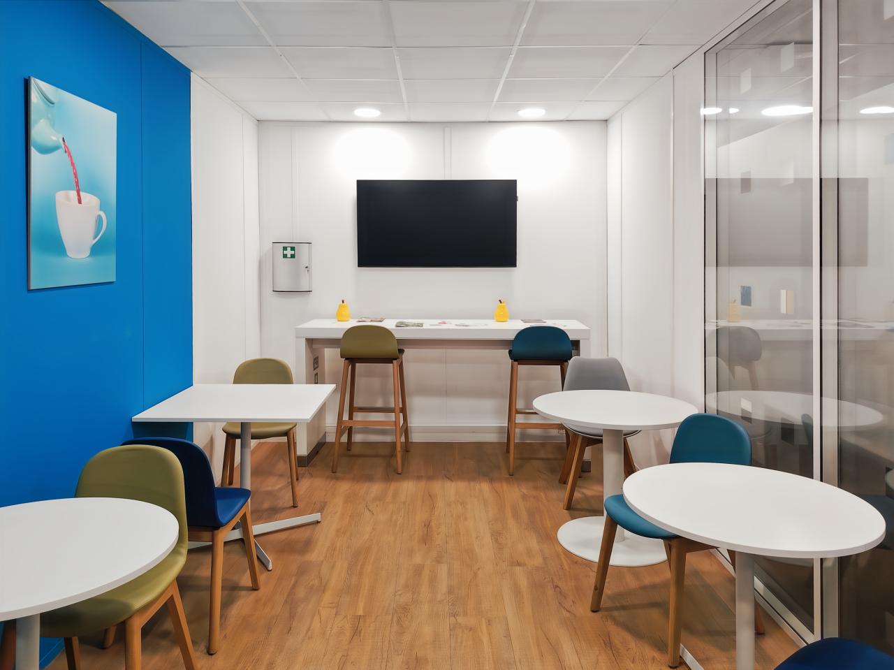 Location coworking Aix-en-Provence Bouches-du-Rhône OLBUR2115075 3