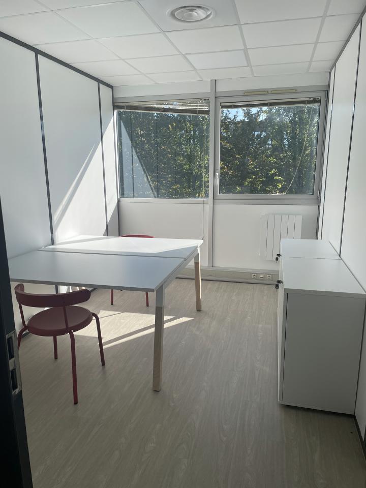 Location bureau Saint Thibault des Vignes Seine-et-Marne OLBUR2205551 1