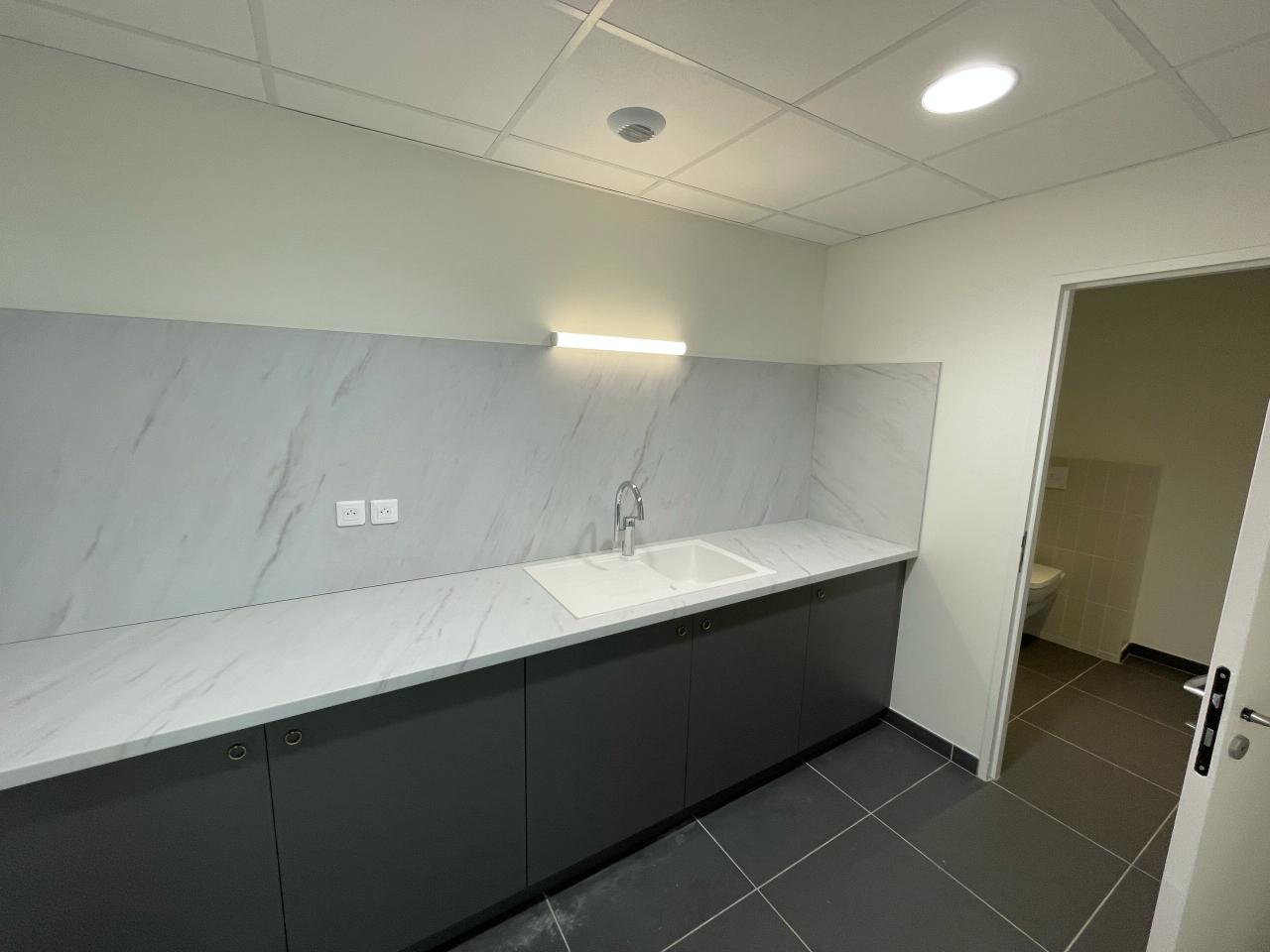 Location commerce Tours Indre-et-Loire OLCOM2530692 2