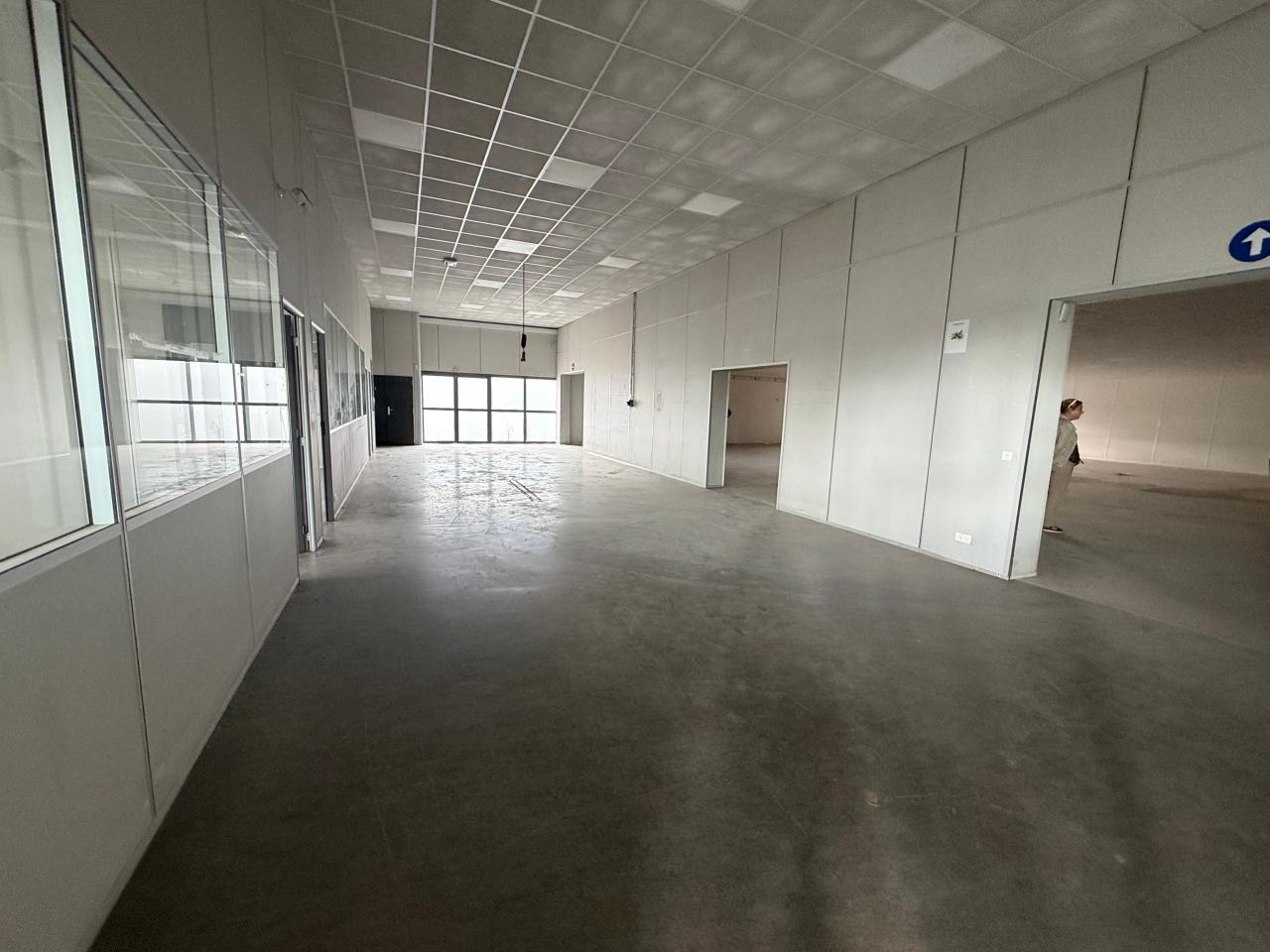 Location local d'activité Saint-Jean-de-la-Ruelle Loiret OLACT2643687 4