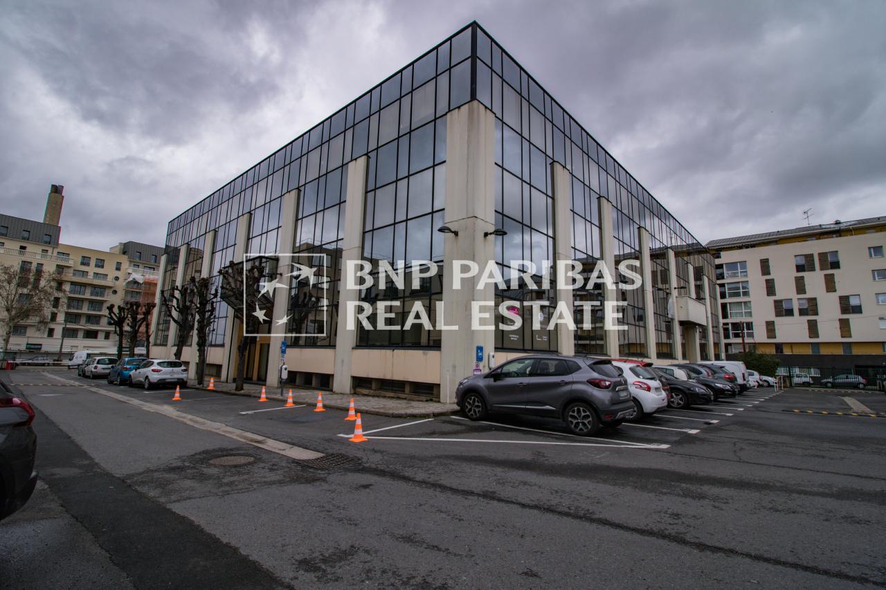 Location bureau Saint-Ouen Seine-Saint-Denis OLBUR2114541 4