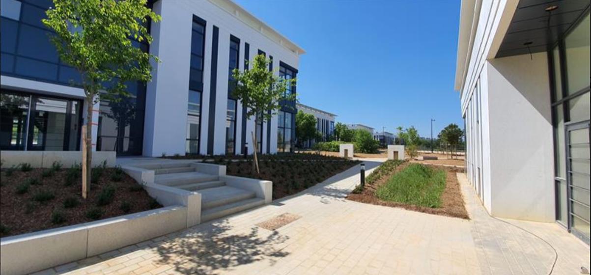 Location bureau Élancourt Yvelines OLBUR2425873 4