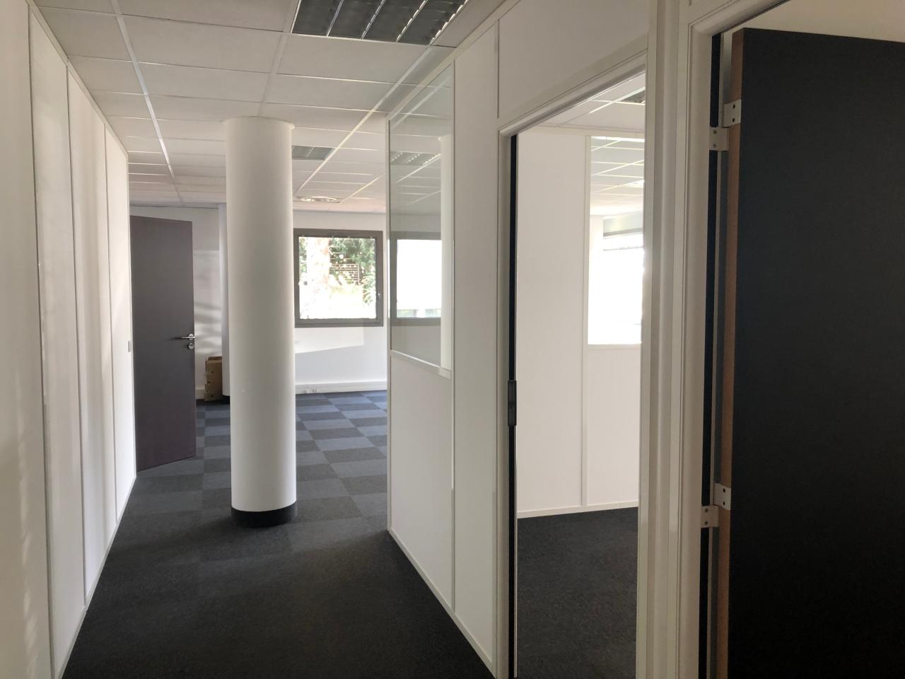 Location bureau Aix-en-Provence Bouches-du-Rhône OLBUR2537075 1