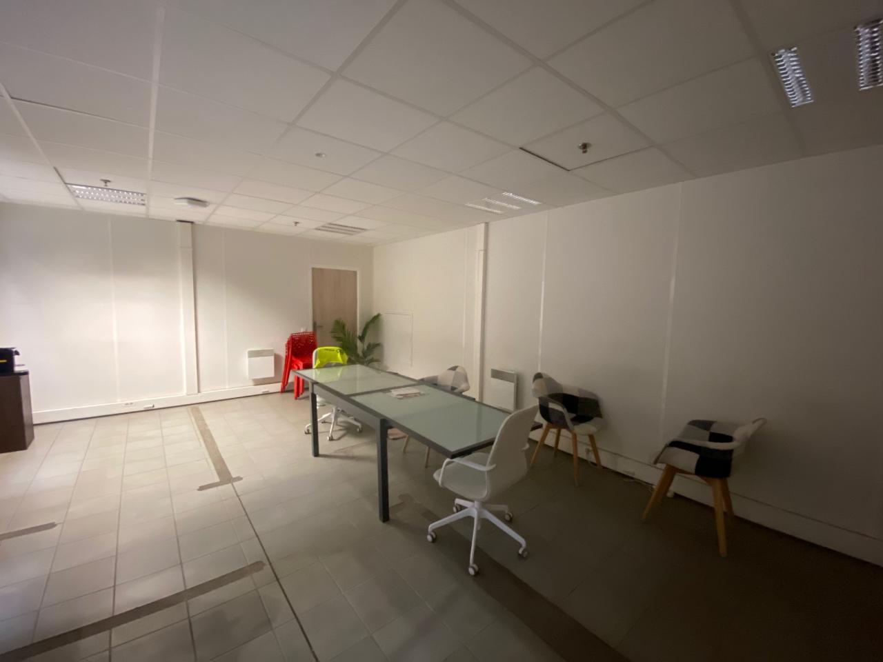 Location entrepôt classe a Nanteuil-le-Haudouin Oise OLLOG2536735 4