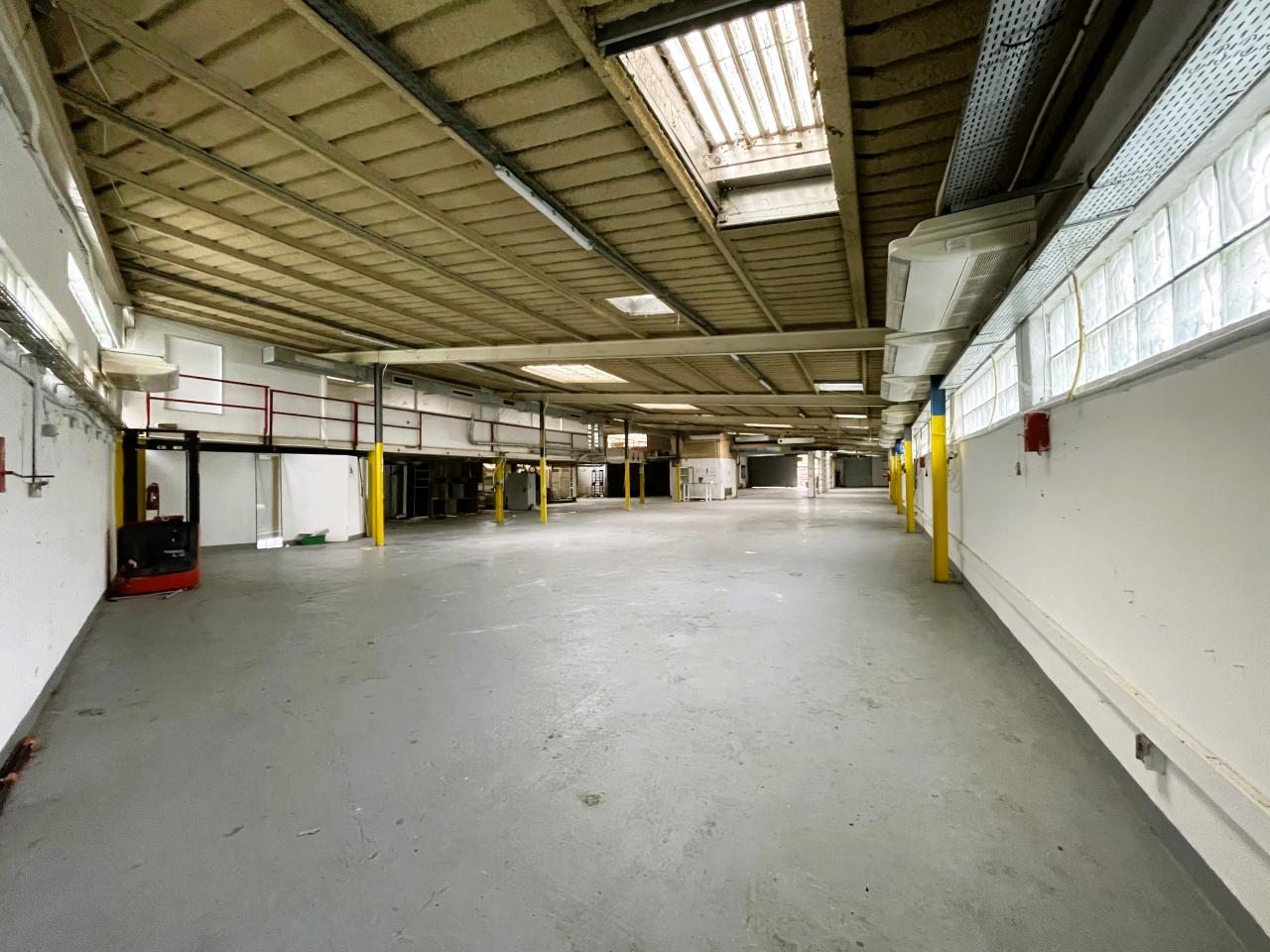 Vente local d'activité Villeneuve-le-Roi Val-de-Marne OVACT2638246 1