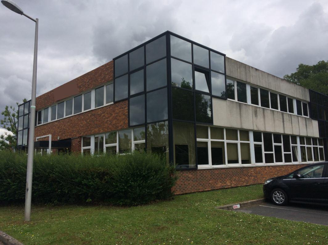 Location local d'activité Bièvres Essonne OLACT2314710 2