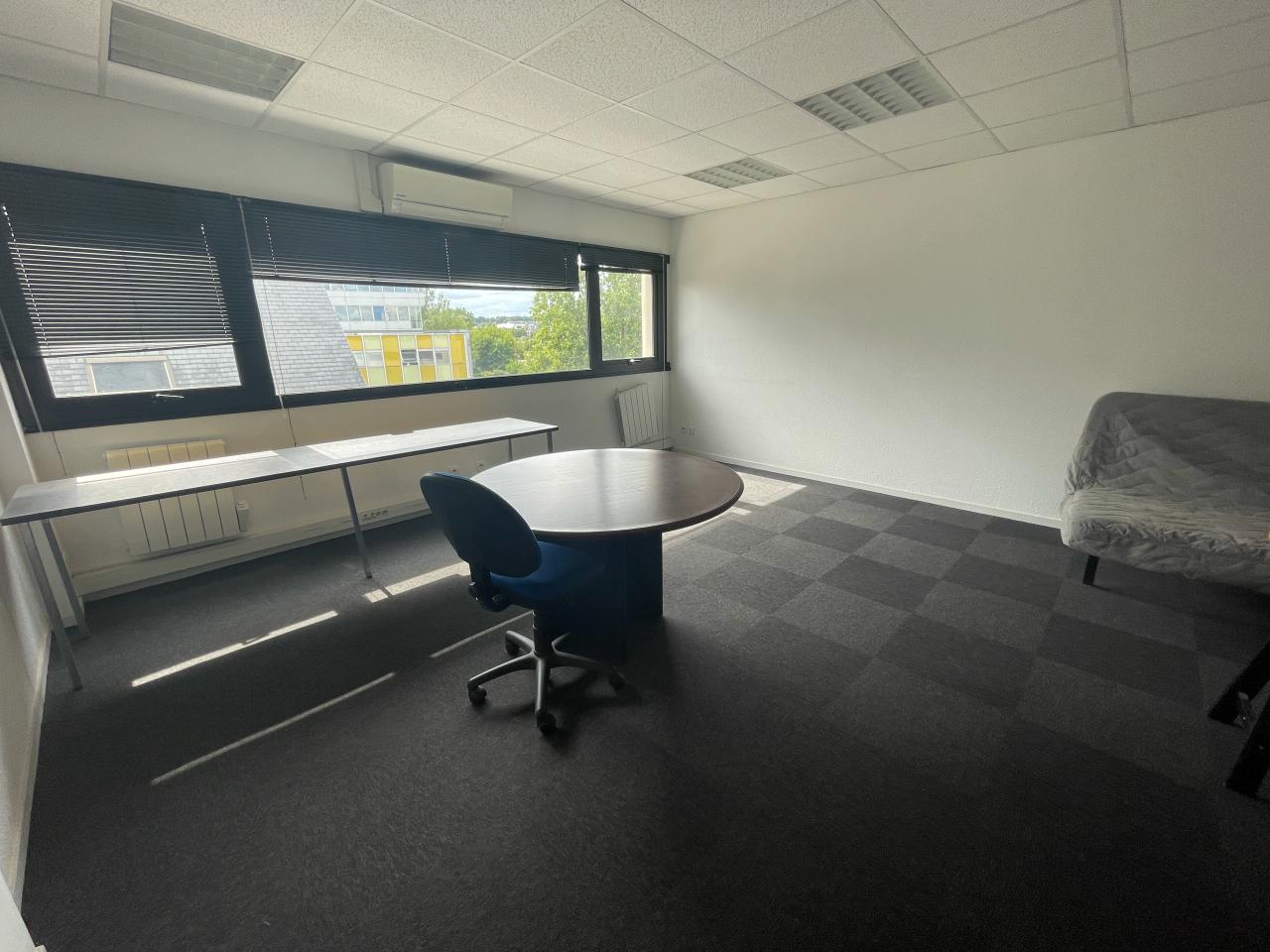 Location bureau Cesson-Sévigné Ille-et-Vilaine OLBUR2424539 2