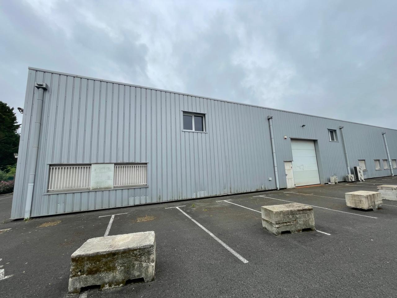 Location local d'activité Tours Indre-et-Loire OLACT2533001