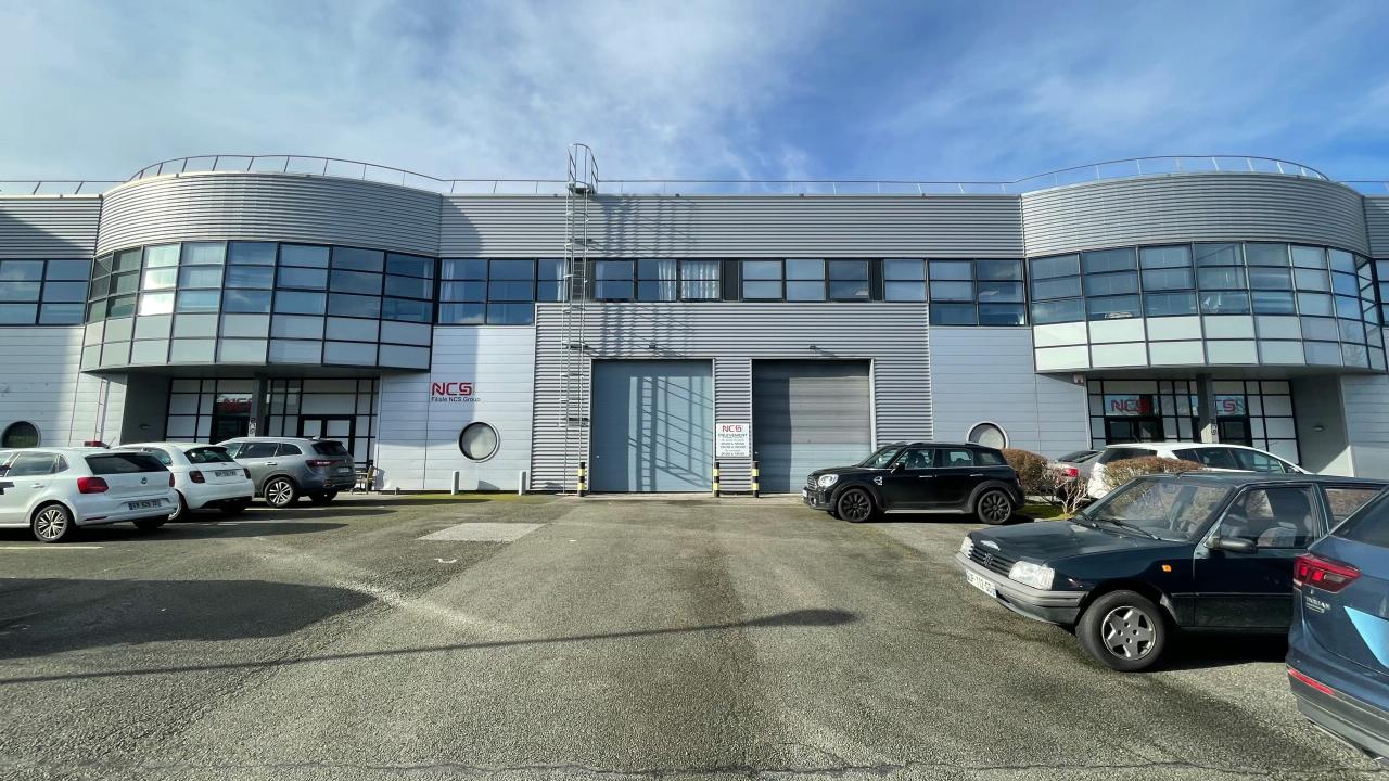 Location local d'activité Élancourt Yvelines OLACT2532460 3