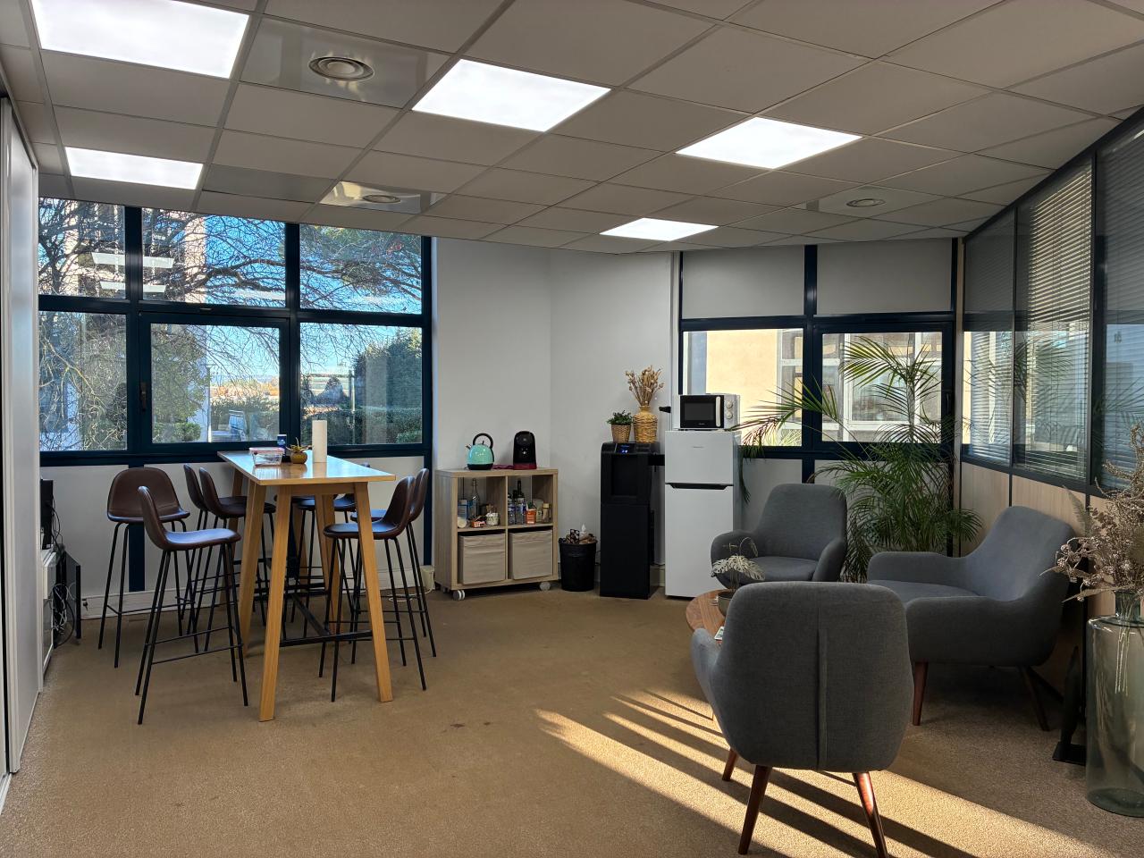 Vente bureau Aix-en-Provence Bouches-du-Rhône OVBUR2638858 2