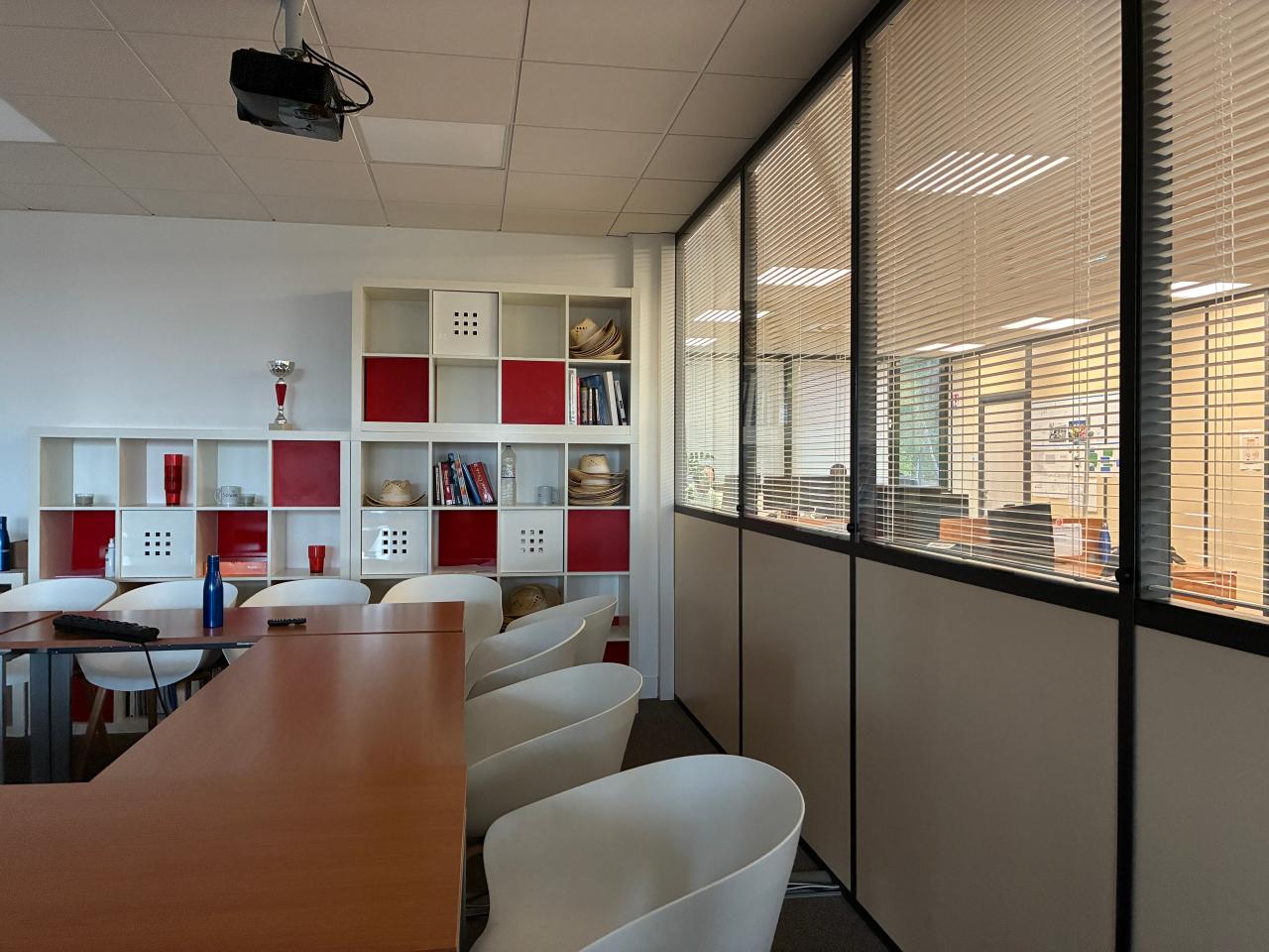 Location bureau Aix-en-Provence Bouches-du-Rhône OLBUR2309247 4