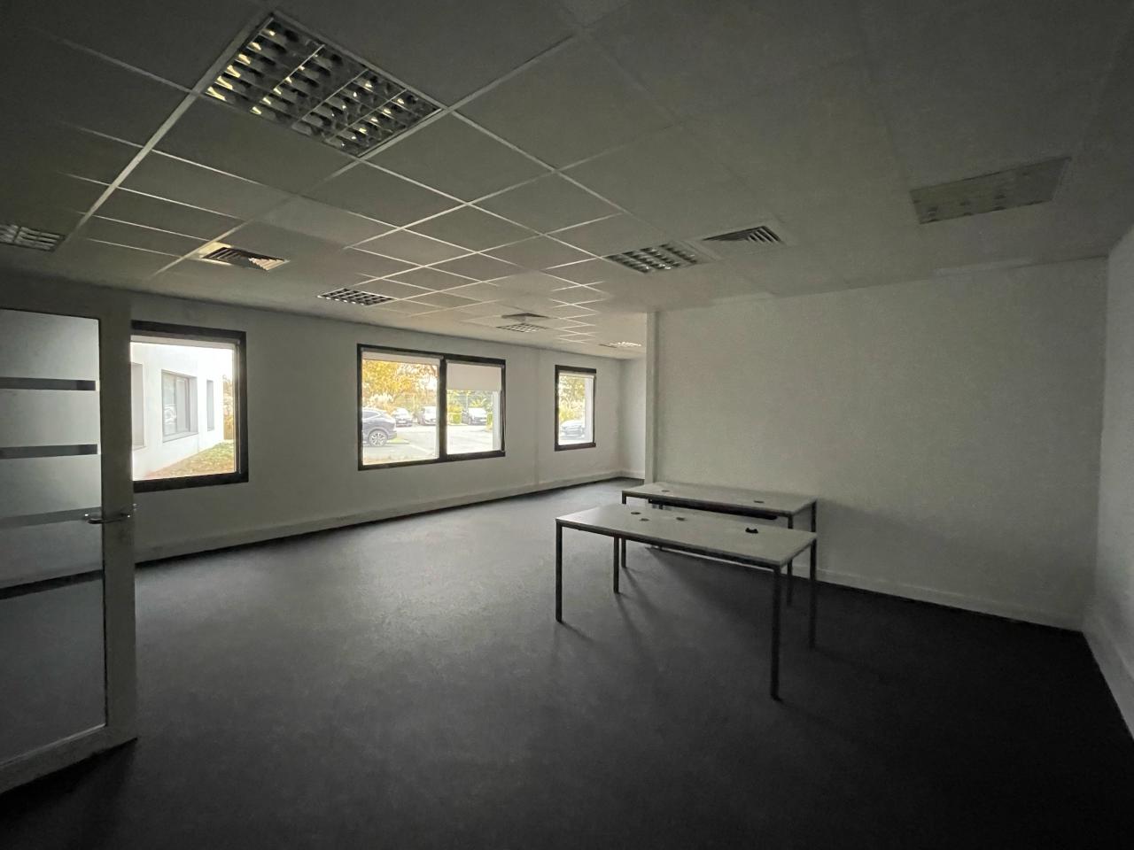 Location bureau Petit-Couronne Seine-Maritime OLBUR2112607 2