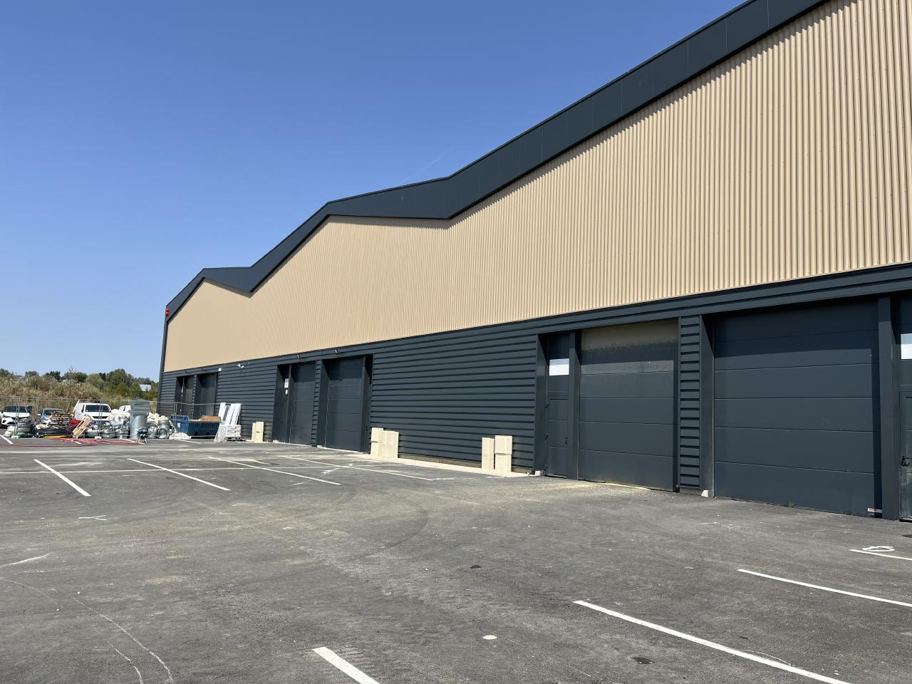 Vente local d'activité Moissy-Cramayel Seine-et-Marne OVACT2425670