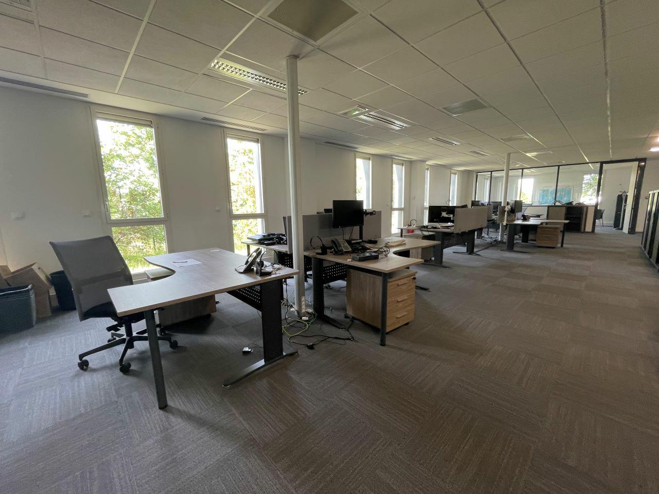 Location bureau Pusignan Rhône OLBUR2203746 3