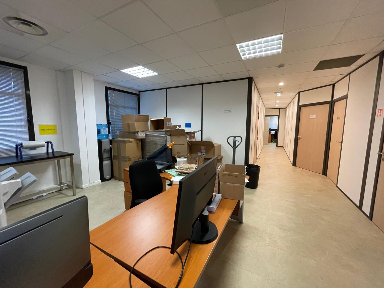 Location bureau Aix-en-Provence Bouches-du-Rhône OLBUR2428083 2
