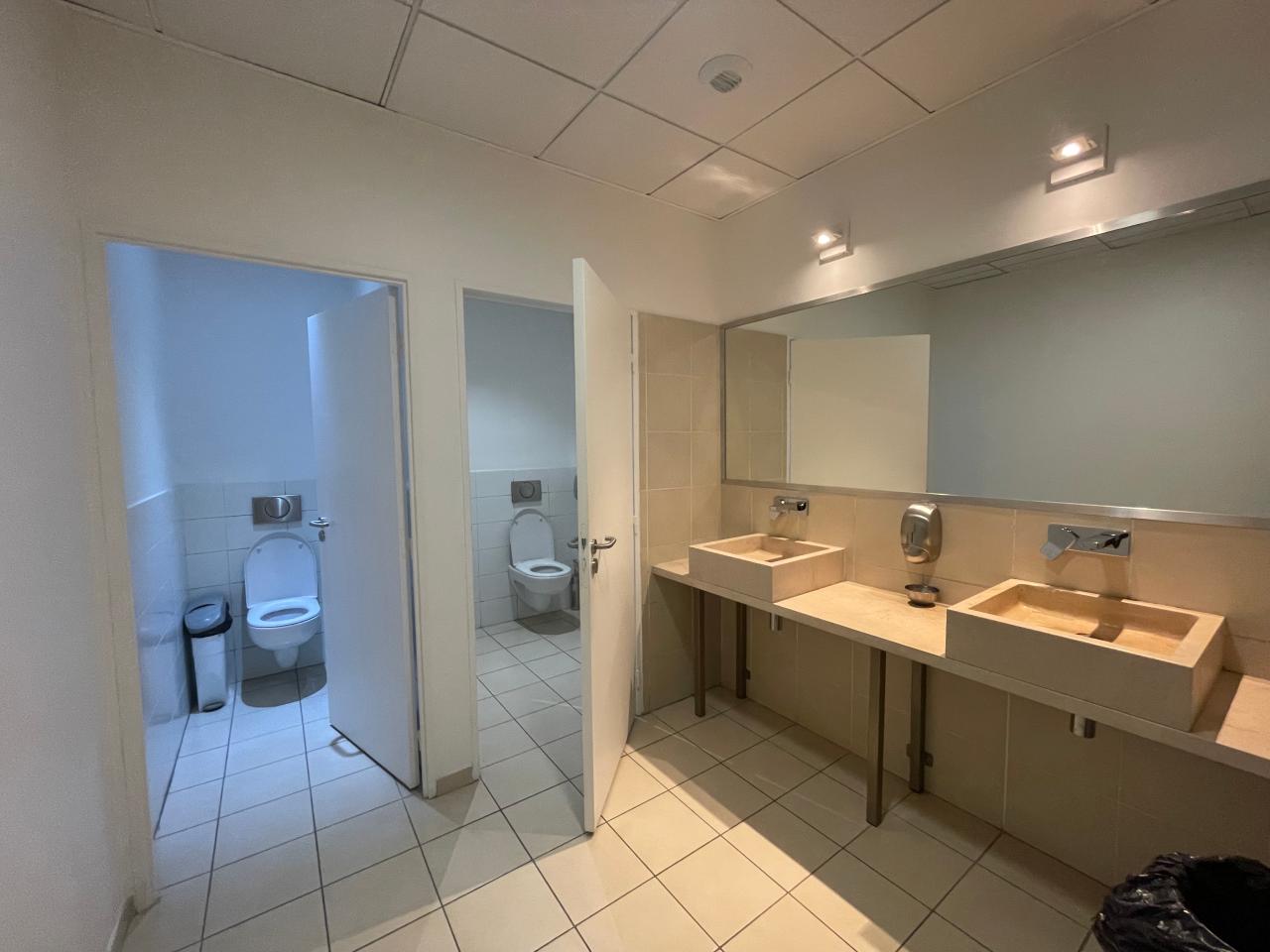 Location bureau Aix-en-Provence Bouches-du-Rhône OLBUR2535891 4