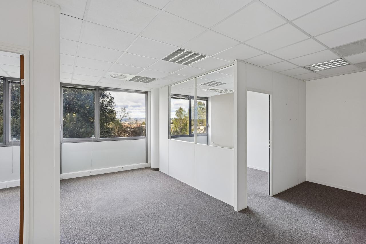 Location bureau Aix-en-Provence Bouches-du-Rhône OLBUR2114981 4