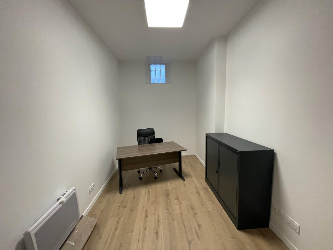 Vente bureau Tours Indre-et-Loire OVBUR2427660 4