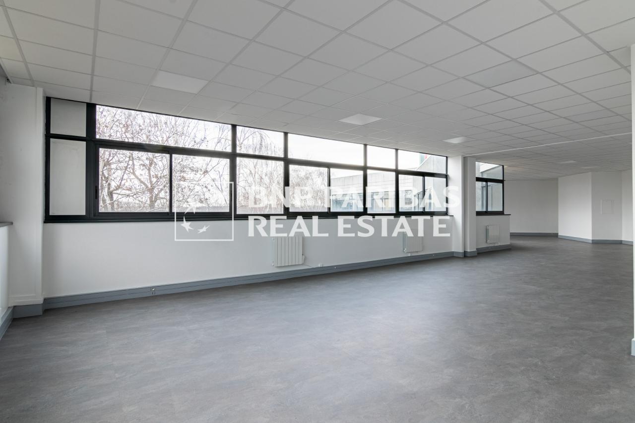 Location local d'activité Saint-Denis Seine-Saint-Denis OLACT2200806 1