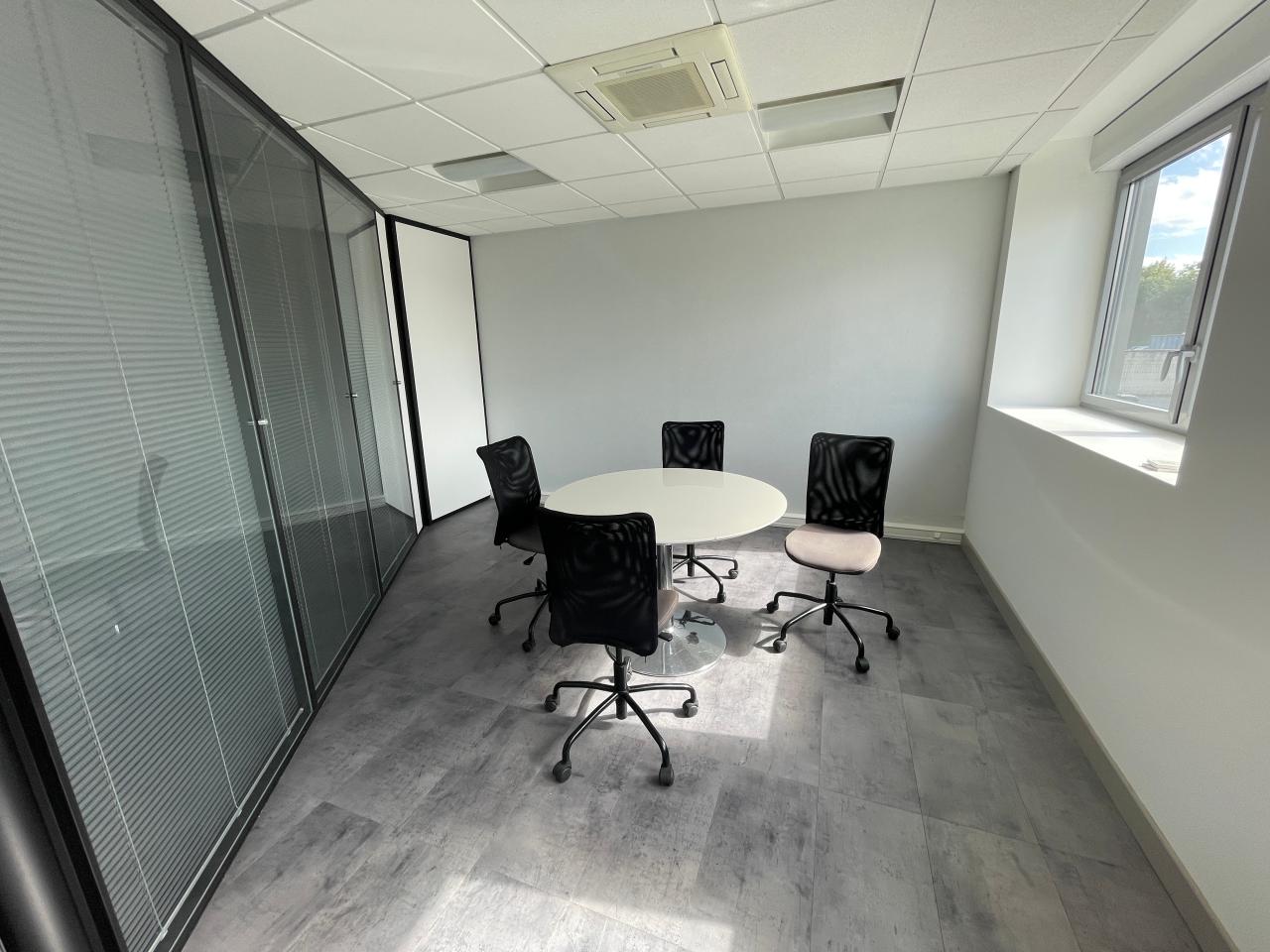 Vente bureau Scy-Chazelles Moselle OVBUR2644638 1