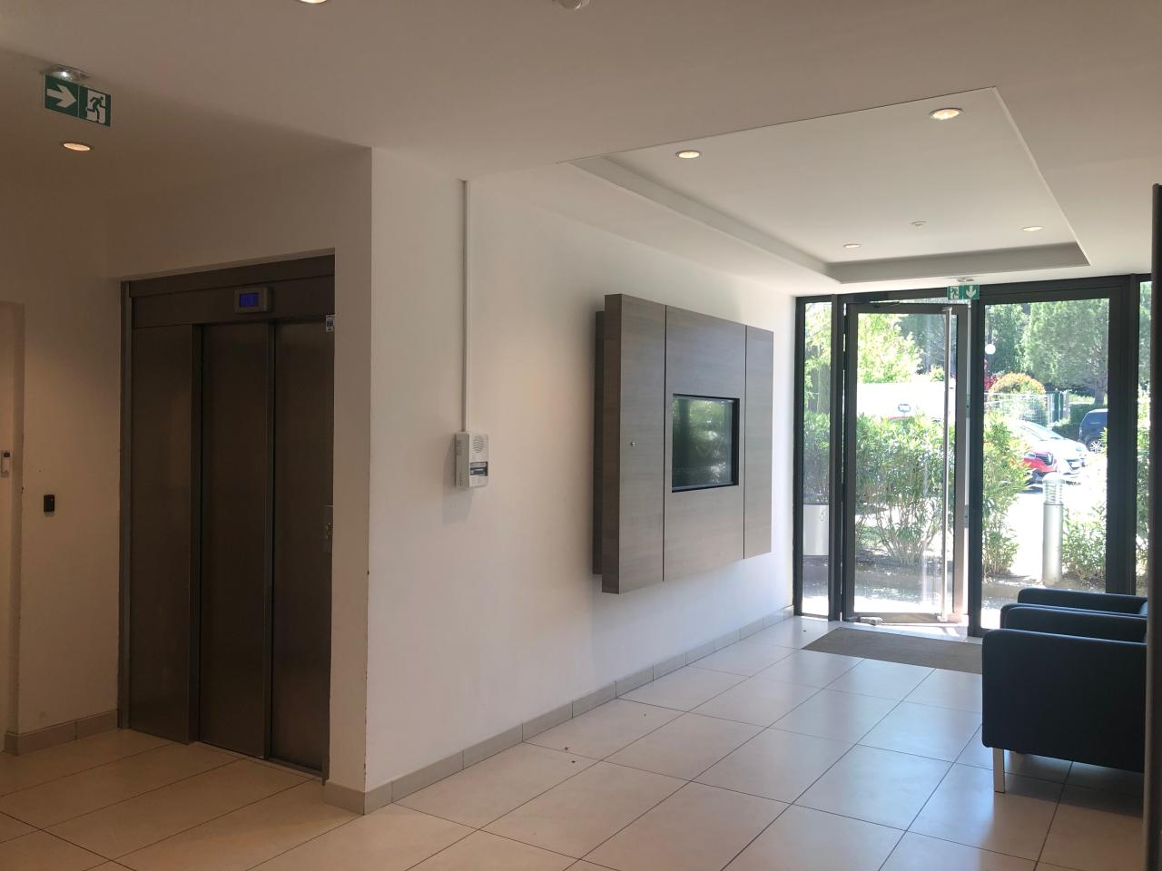 Location bureau Aix-en-Provence Bouches-du-Rhône OLBUR2528814 1