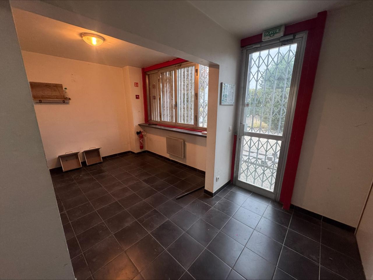 Vente local d'activité Chanteloup-les-Vignes Yvelines OVACT2646308 4