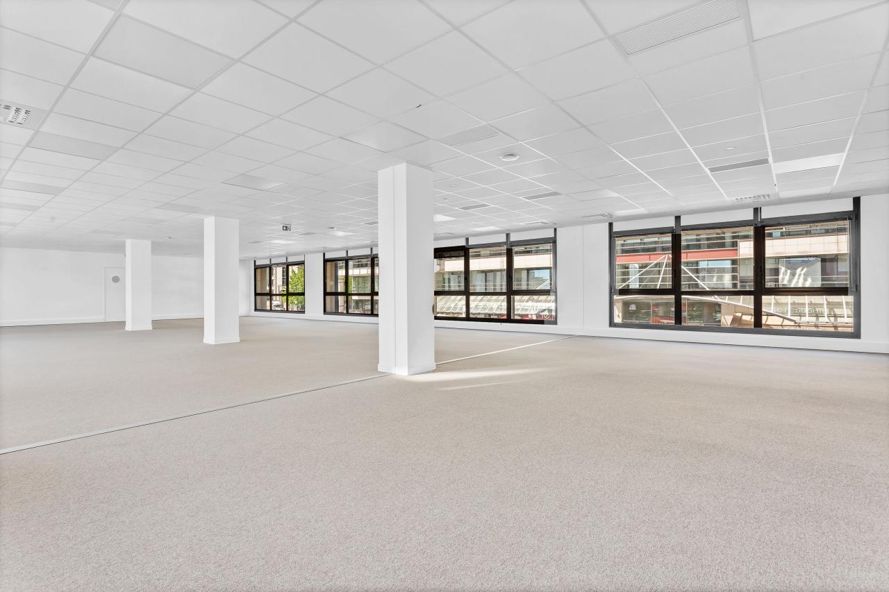 Location bureau Montigny-le-Bretonneux Yvelines OLBUR2317544 1
