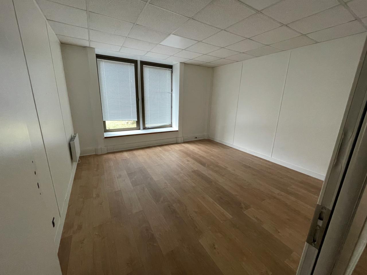 Location bureau Croissy-Beaubourg Seine-et-Marne OLBUR2105222 2