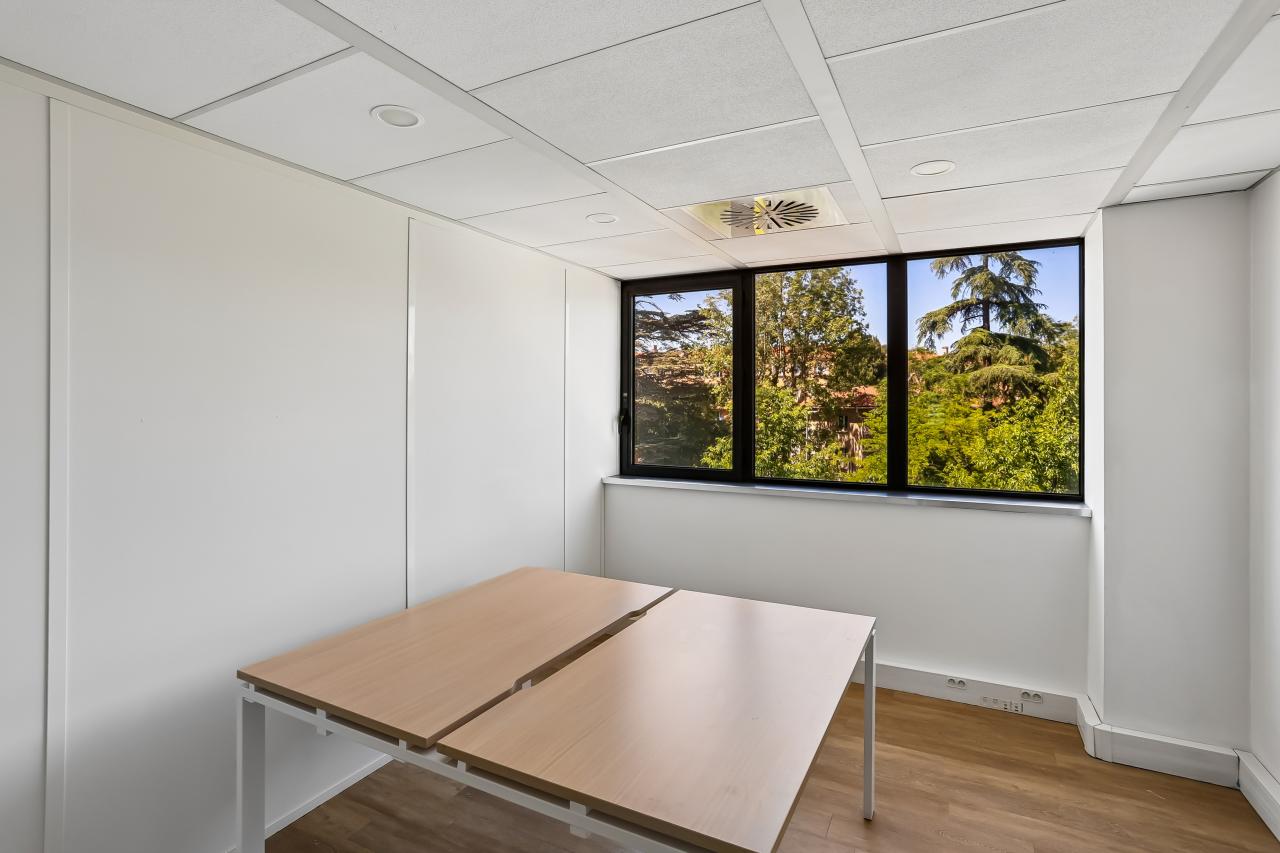 Location bureau Aix-en-Provence Bouches-du-Rhône OLBUR2421641 4