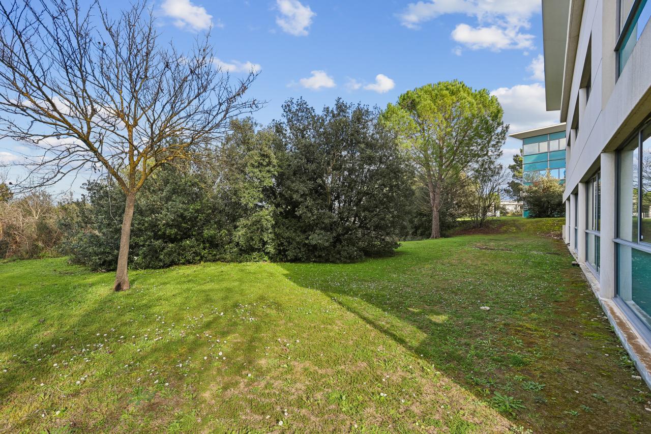 Location bureau Aix-en-Provence Bouches-du-Rhône OLBUR2537075 1