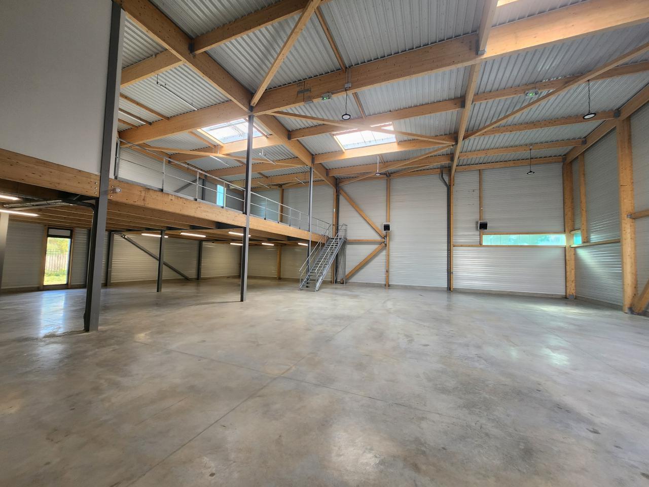 Location local d'activité Chanteloup-en-Brie Seine-et-Marne OLACT2117443