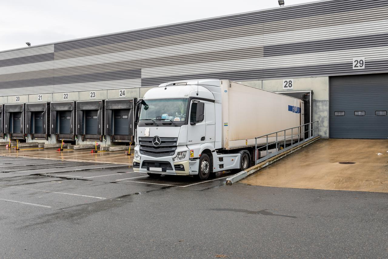 Location entrepôt classe c Bonneuil-sur-Marne Val-de-Marne OLLOG2117697 1