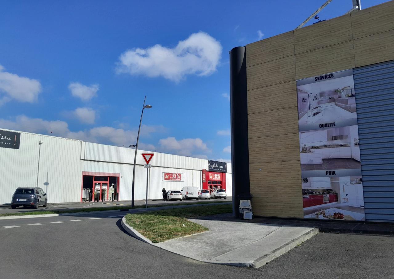 Location commerce Portet-sur-Garonne Haute-Garonne OLCOM2532134 1