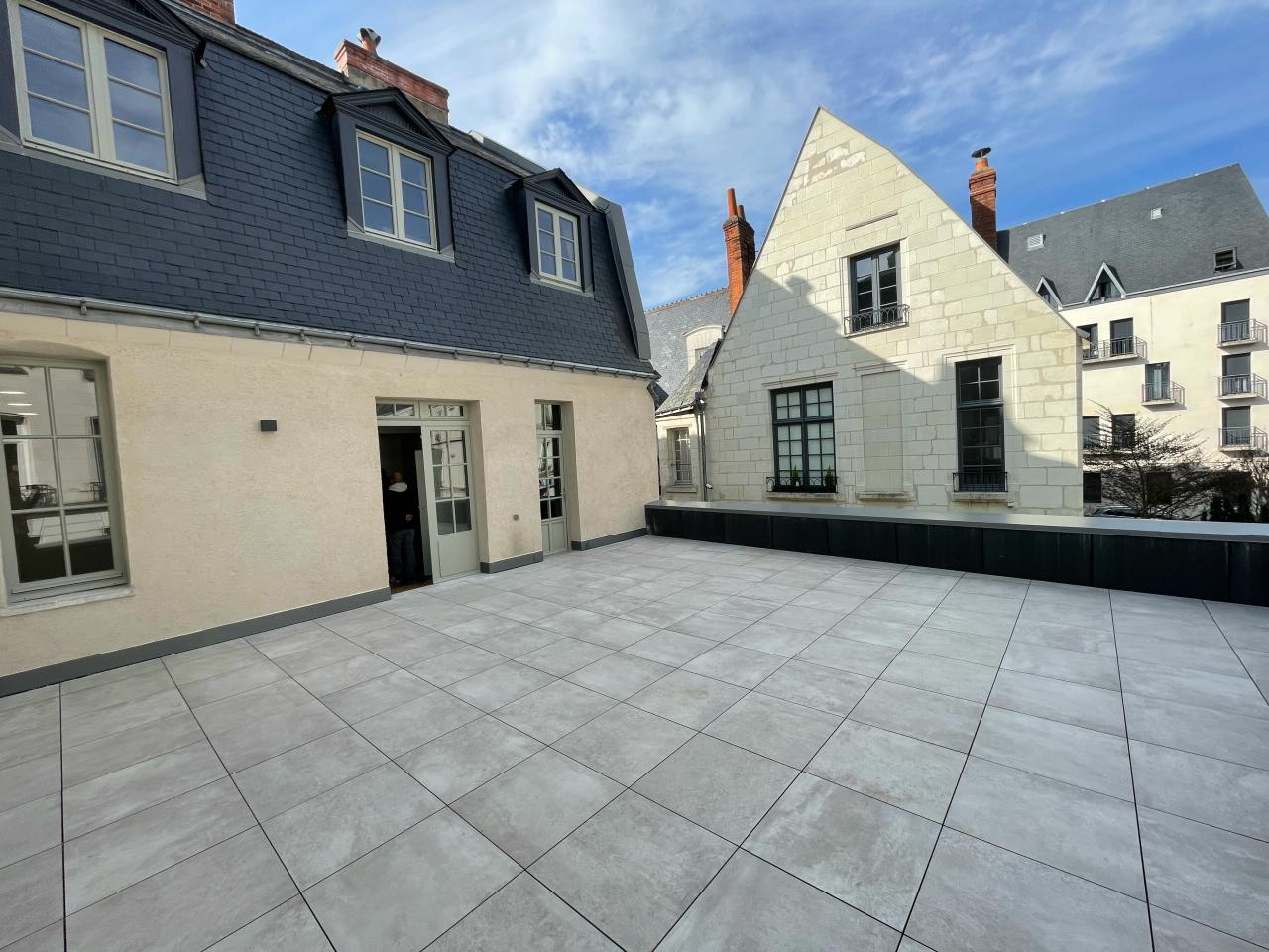 Location bureau Tours Indre-et-Loire OLBUR2310745 2