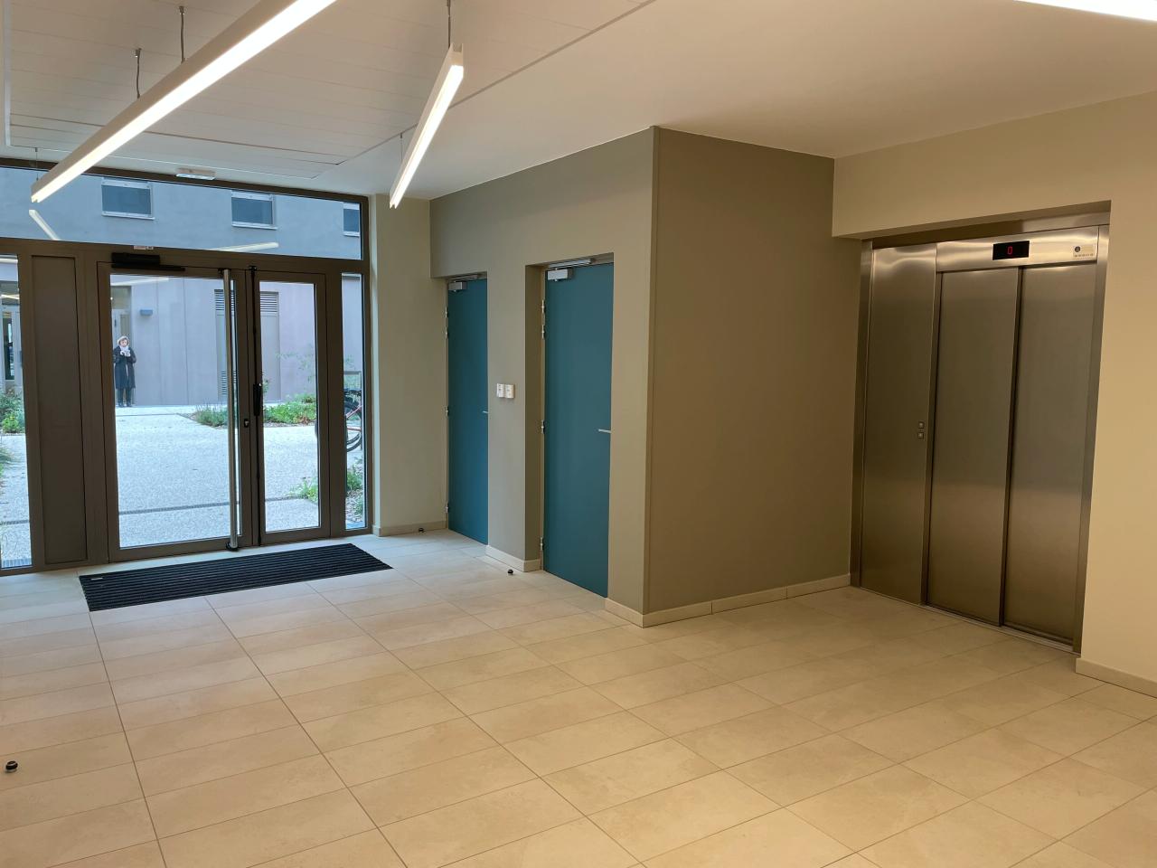 Vente bureau Décines-Charpieu Rhône OVBUR2110473 1