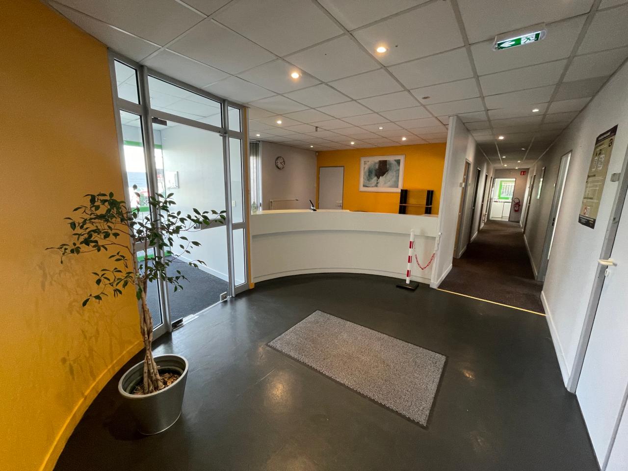 Location Local d'activité La Chapelle-des-Fougeretz OLACT2536848