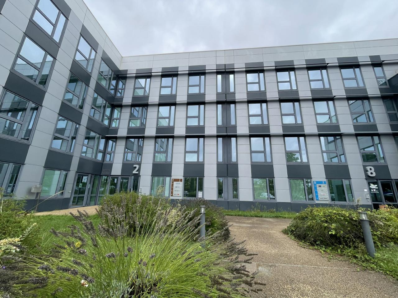 Location Bureau Tours OLBUR2314756