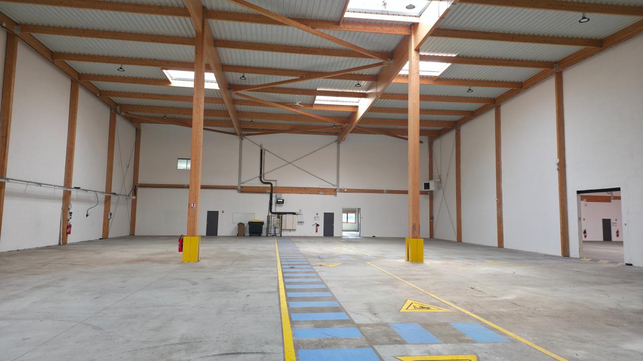 Local d'activité Brie-Comte-Robert 3287m² Location Local d'activité Brie-Comte-Robert OLACT2422780