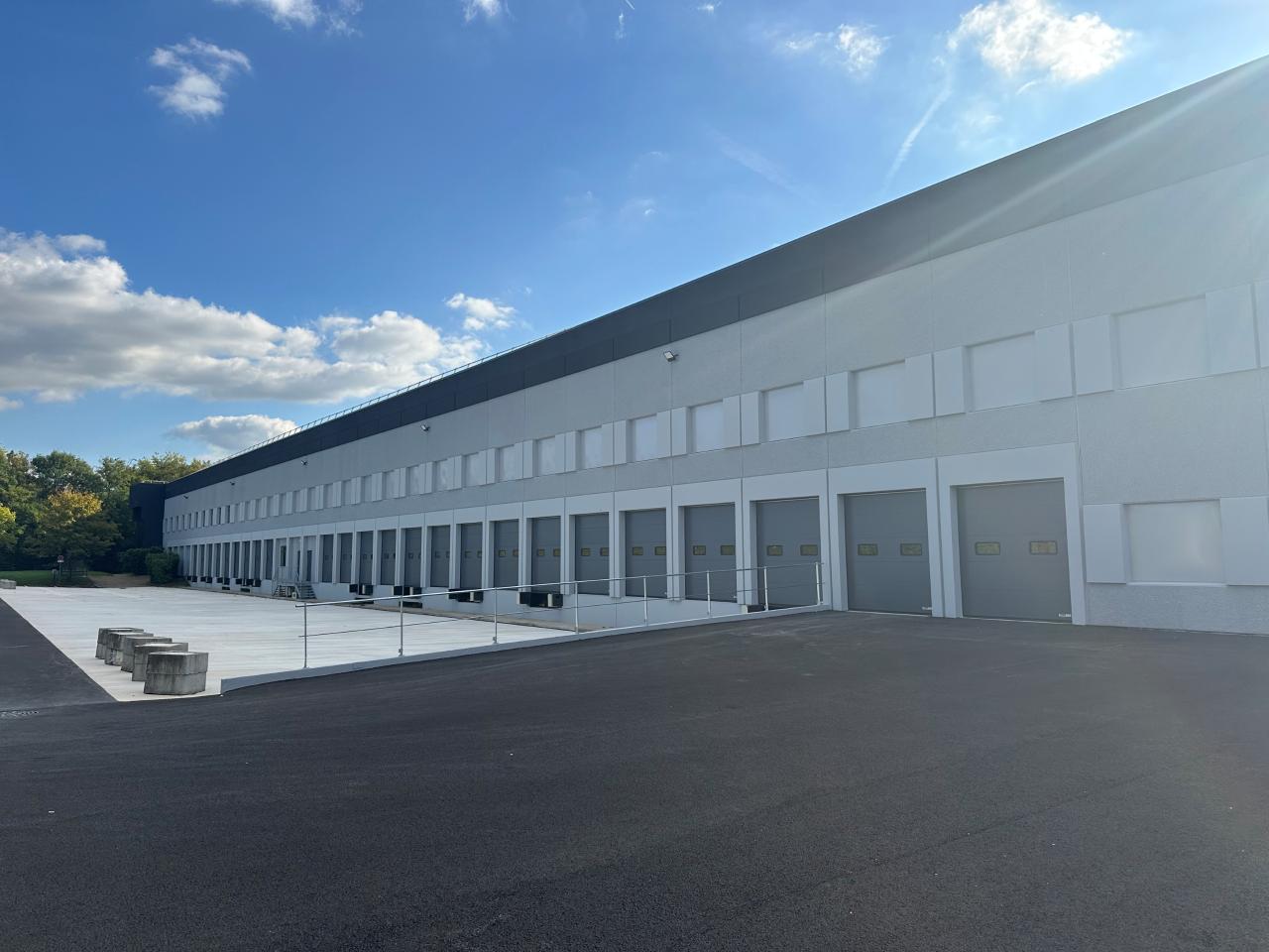 Location Entrepôt Classe C Lisses OLLOG2426456