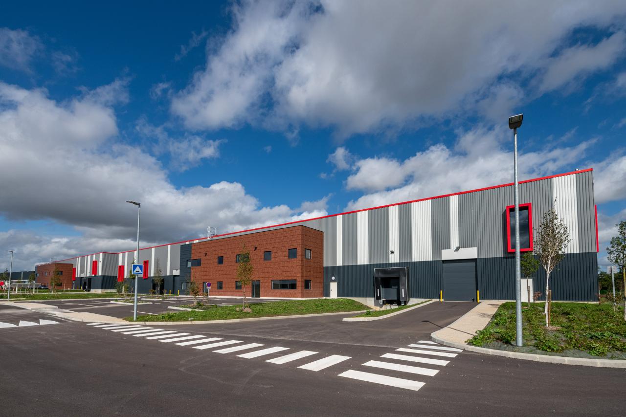 Location Local d'activité Le Thillay OLACT2536148