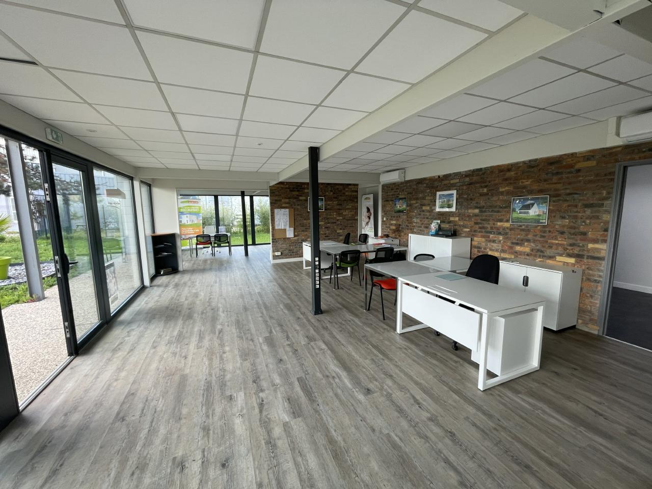 Location Bureau Tours OLBUR2532086