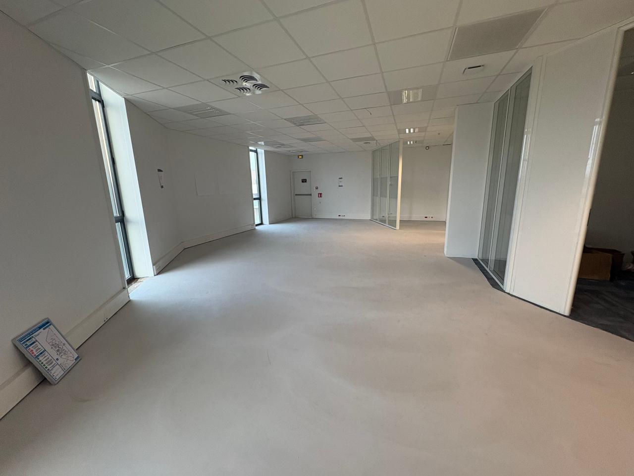 Location Bureau Nantes OLBUR2205337