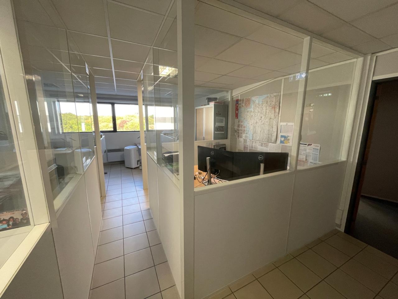 Location Local d'activité Chartres-de-Bretagne OLACT2534859